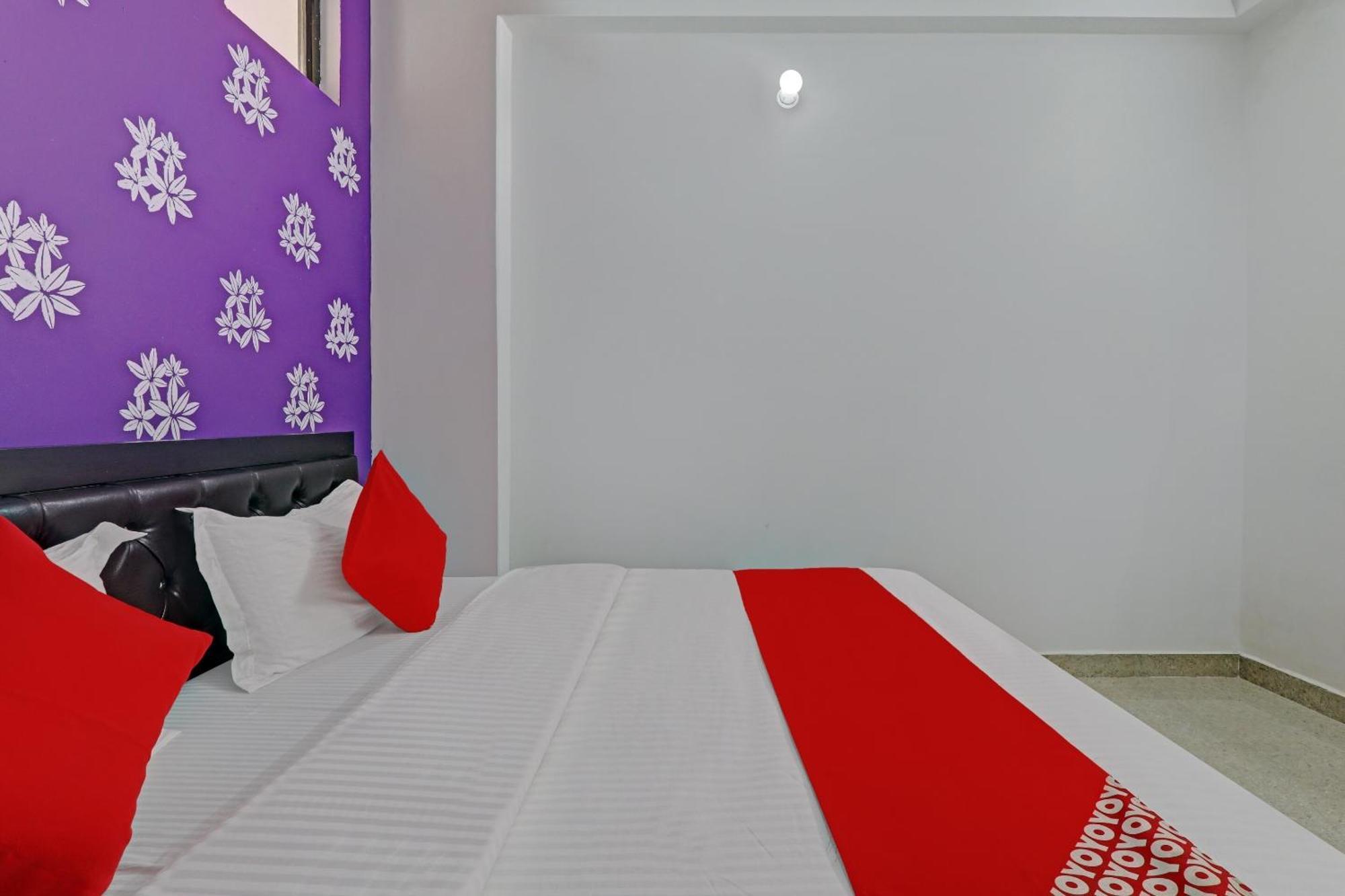 Hotel O Sparrow Nest Varanasi Eksteriør billede