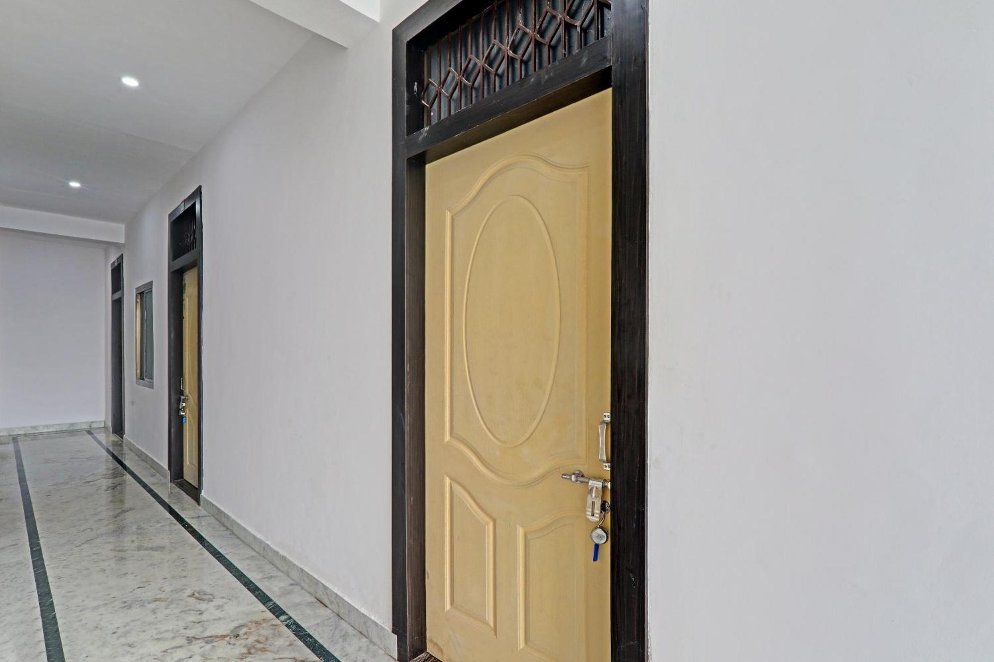 Hotel O Sparrow Nest Varanasi Eksteriør billede