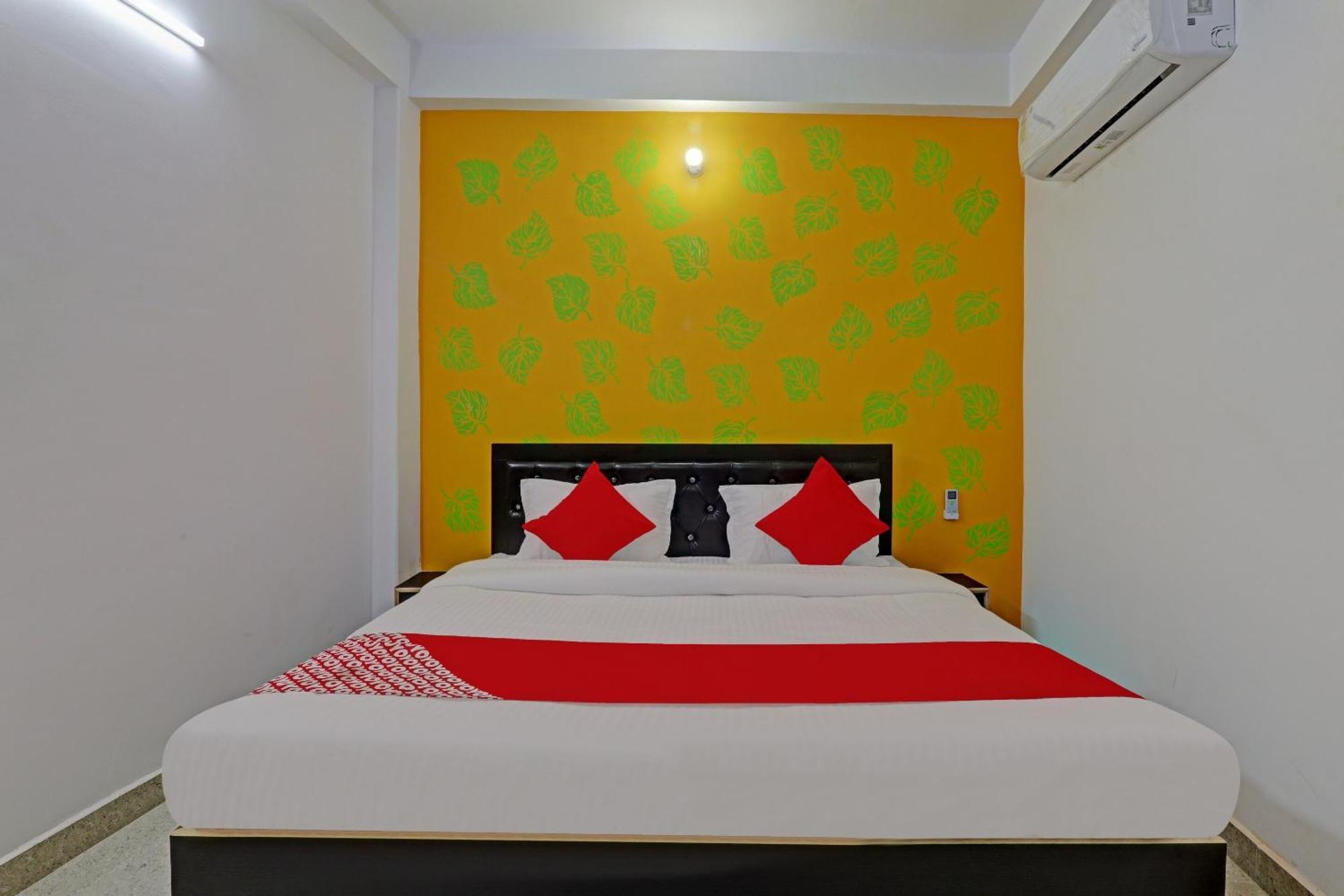 Hotel O Sparrow Nest Varanasi Eksteriør billede